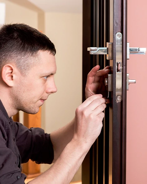 : Professional Locksmith For Commercial And Residential Locksmith Services in Gonzales, CA