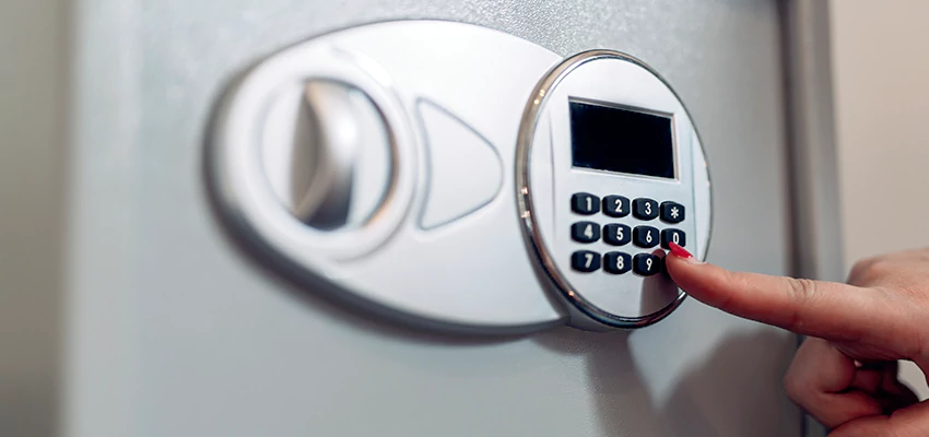 Jewelry Safe Cracking in Gonzales, California