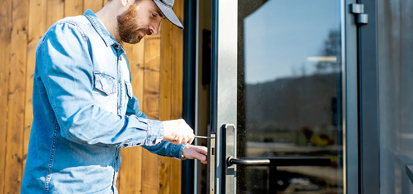 Frameless Glass Storefront Door Locks Replacement in Gonzales, CA