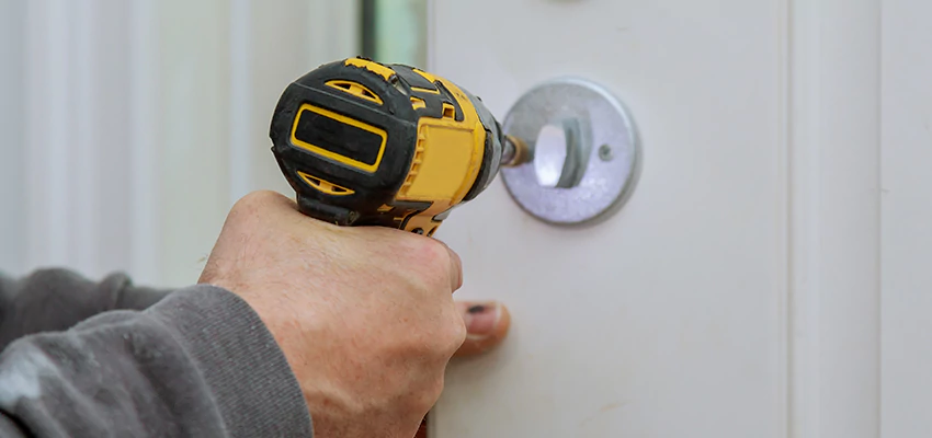 Street Locksmith For Smart Lock Repair in Gonzales, CA