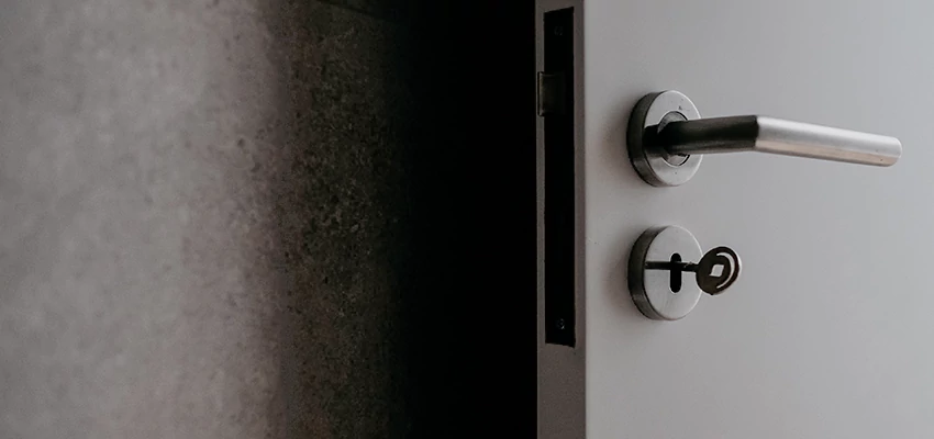 Front Door Handle Repair And Installation in Gonzales, CA